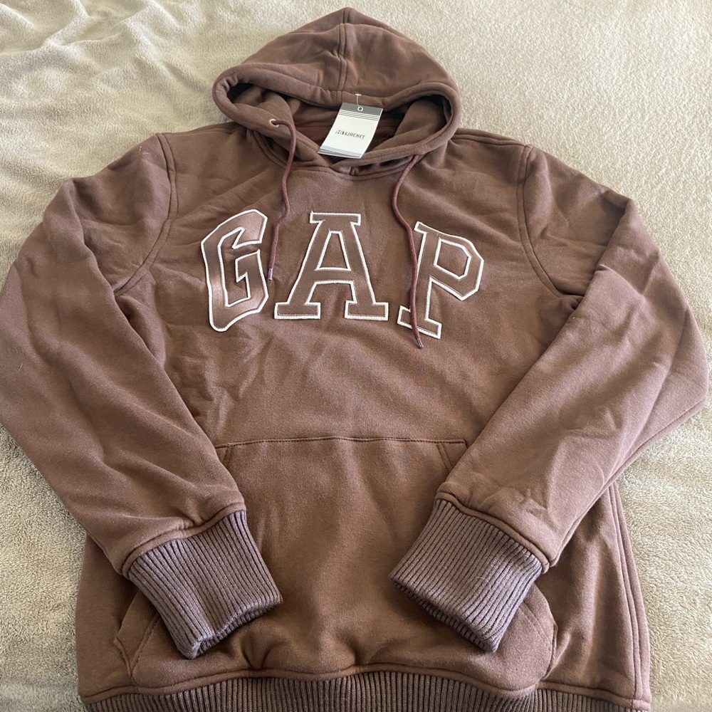 Brown sweatshirt